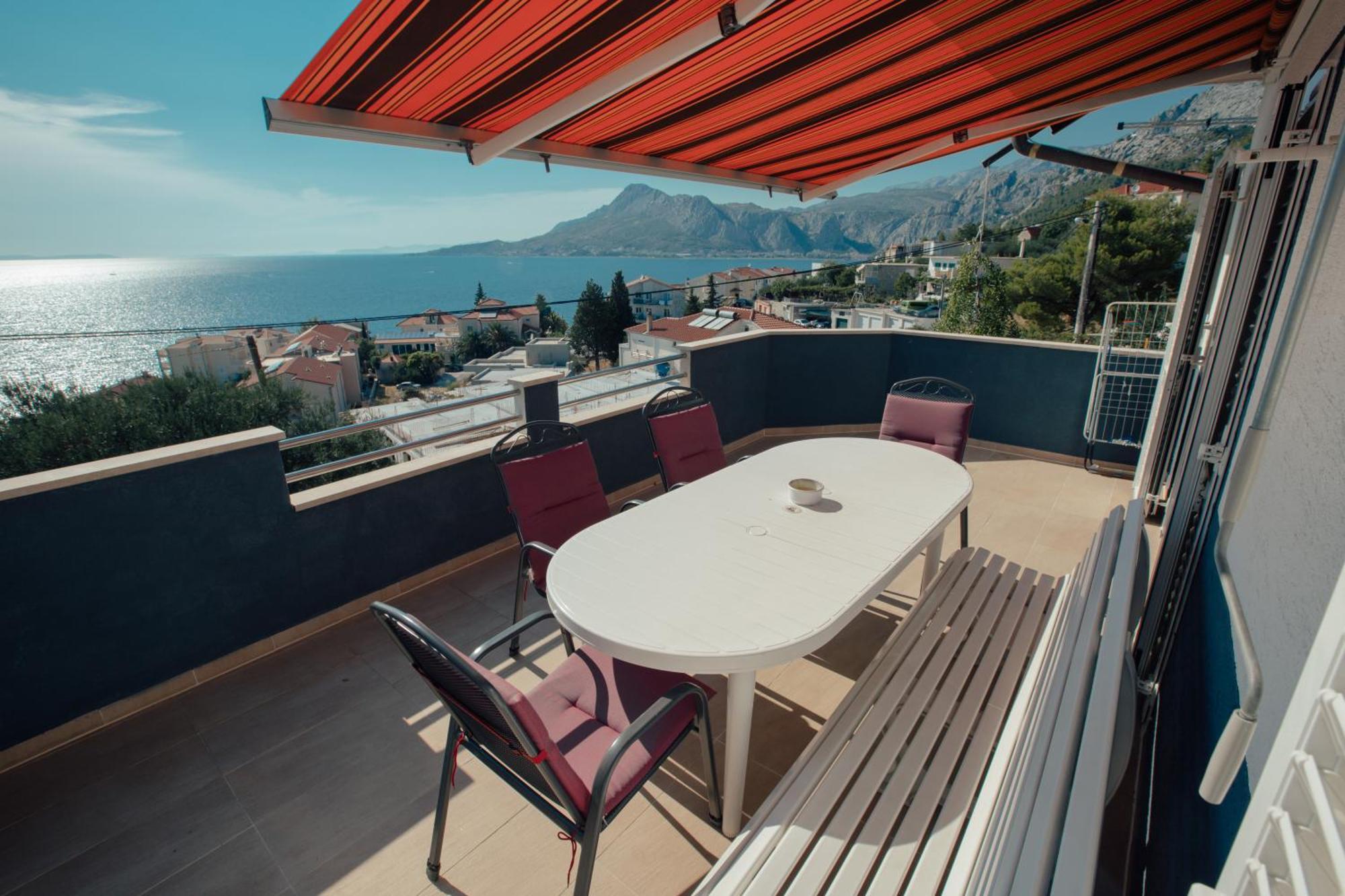 Apartmani Miljak Omiš Exterior foto