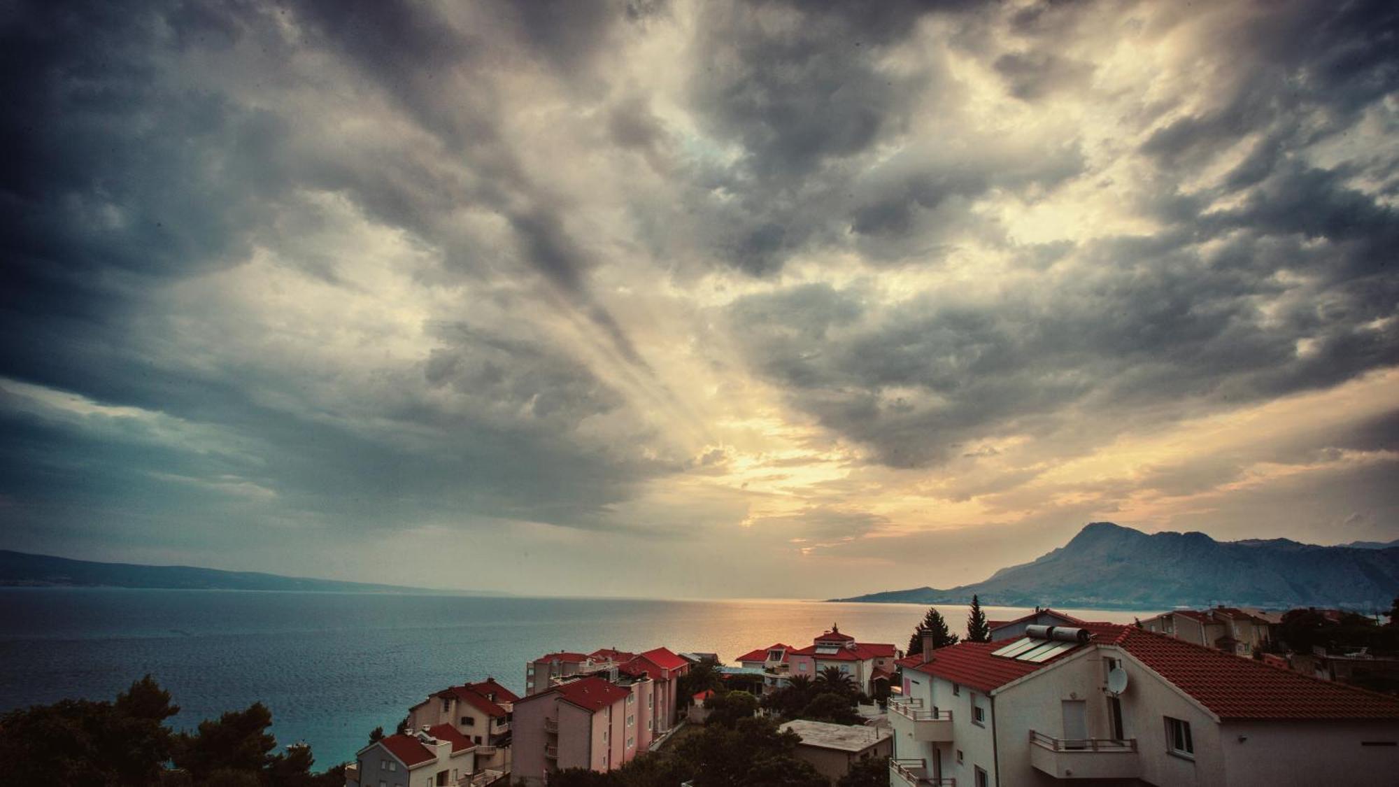 Apartmani Miljak Omiš Exterior foto